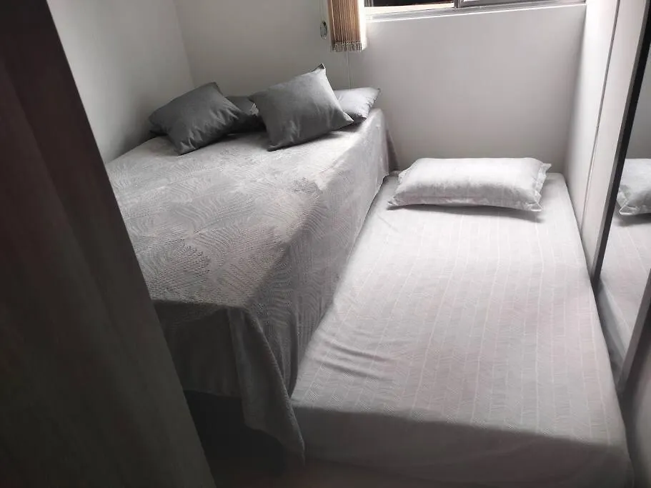 メデジンHermoso Apartamento En San German, Tierra Firme.アパートメント アパート